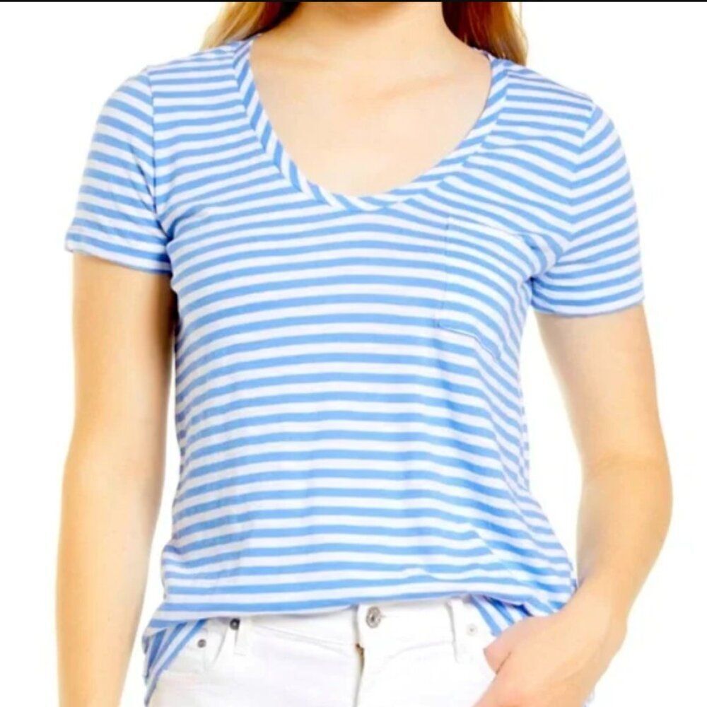 NWT Caslon Rounded V-neck T-Shirt in White-Blue C Brooke Stripe | Size XXS